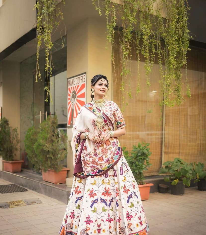 Off-White Patola Print Festive Chaniya Choli